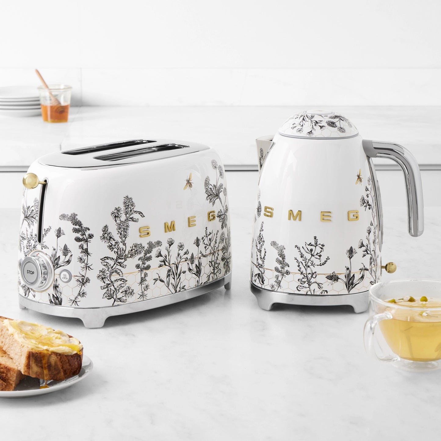 𝗦 𝗠 𝗘 𝗚 2-Slice Toaster