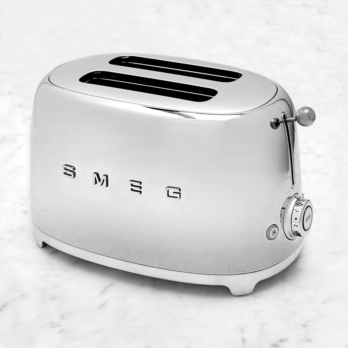 𝗦 𝗠 𝗘 𝗚 2-Slice Toaster