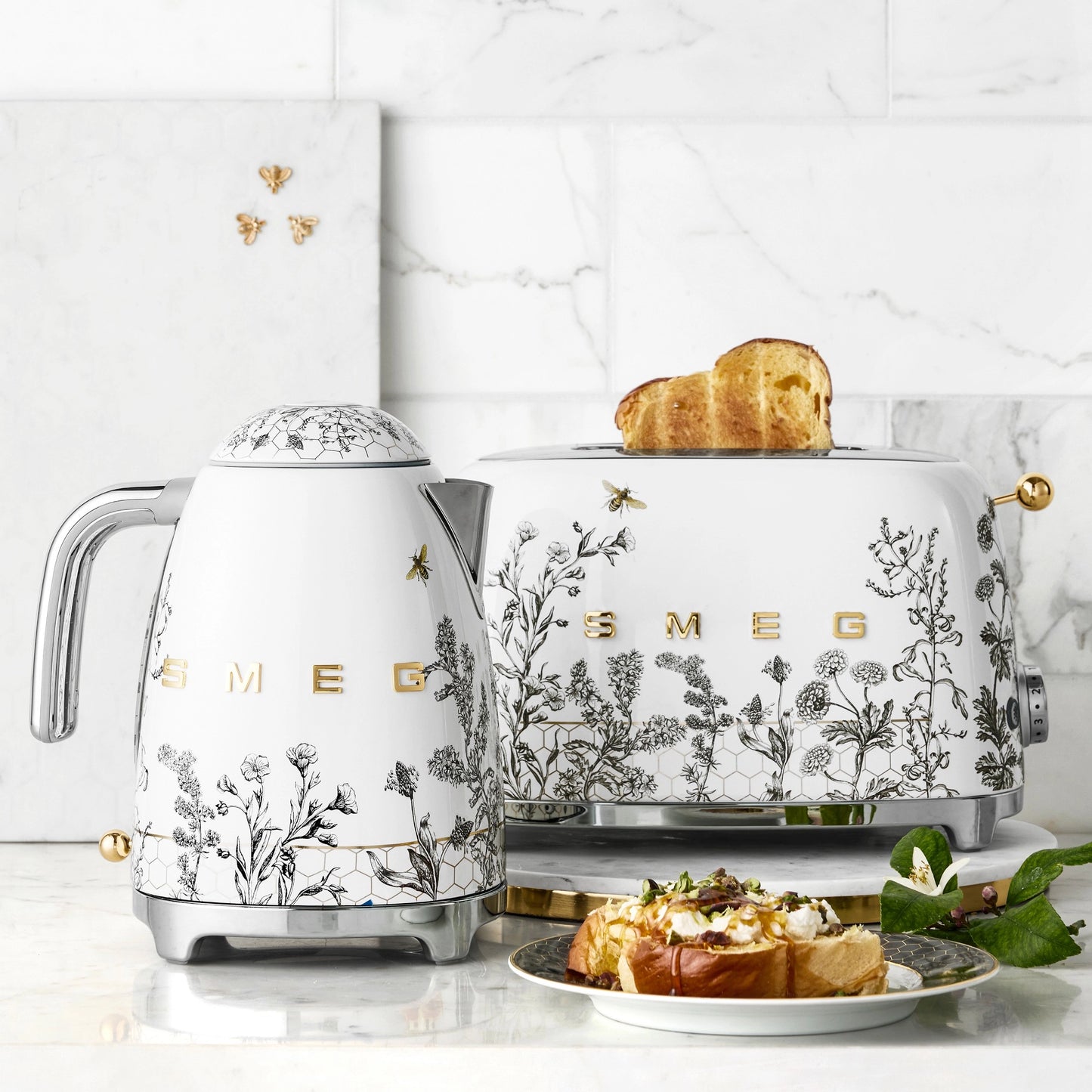 𝗦 𝗠 𝗘 𝗚 2-Slice Toaster